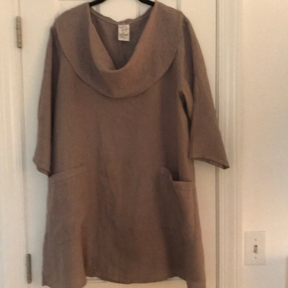 Linen swing top